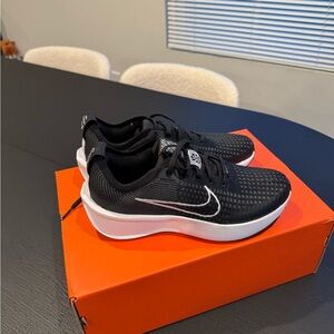 Nike Black and White Running Shoes